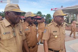 Gubernur Dominggus tekankan ASN tidak provokasi masyarakat