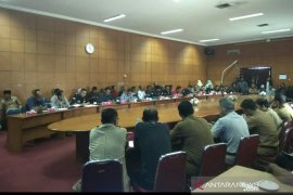 Pemanfaatan kayu di lahan TORA Siak, kades diminta bertanggungjawab