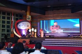 Menristekdikti mengajak mahasiswa aktif menabung di Bank