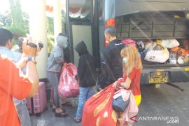 12 wanita korban perdagangan orang  dibawa ke Surabaya