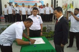 Ketua KONI Sumbar lantik pengurus KONI Sawahlunto masa jabatan 2019-2024