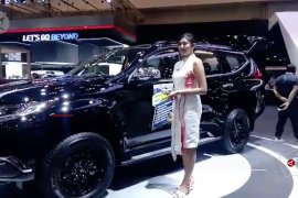 Usher cantik &lsquo;pemanis&rsquo; dalam GIIAS 2019