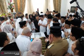 Mantan Gubernur  Sulsel: Pesan IYL jangan pernah perlihatkan kesedihan