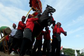Sulawesi Barat mulai susun peta potensi pariwisata untuk menarik investor