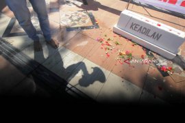 Walhi Jatim soroti pemberiaan penghargaan ke PT BSI