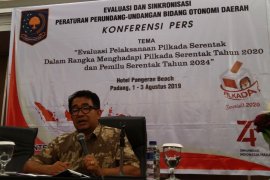 Polemik DPRD Kota Padang tidak bisa dilantik, ini kata Dirjen Otda Kemendagri