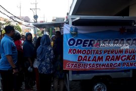 Bulog gelontor cabai murah di Jatim