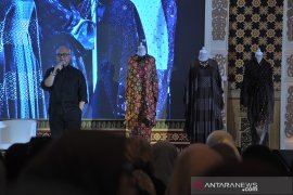Talkshow Fashion Muslim Page 2 Small