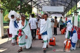 Embarkasi Surakarta berangkatkan  tiga kloter