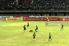 Liga 1 -- Persebaya Surabaya kalahkan Persipura Jayapura 1-0