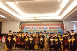 STIE Dharma Barata Kendari gelar wisuda sarjana 2019