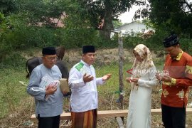 Bupati Nunukan sumbangkan 10 ekor sapi kurban