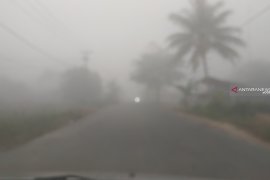 Di Pontianak jam belajar dimundurkan akibat kabut asap karhutla