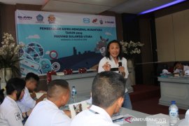 Akademisi Bedah Buku Siswa Mengenal Nusantara  di Manado