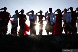 Melestarikan kebaya sebagai jadi diri perempuan Indonesia