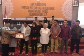 KPU tetapkan 50 anggota DPRD Kota Surabaya