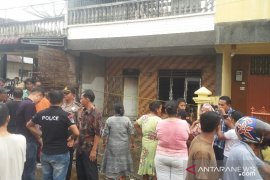 Kerja keras Damkar Labura diapresiasi