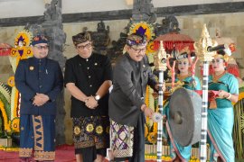 Wagub minta masukan pembangunan Bali dari para tokoh