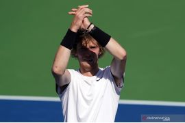 Andrey Rublev kalahkan Borna Coric