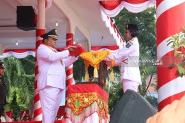 70 Paskibraka Sibolga sukses kibarkan dan turunkan Merah Putih