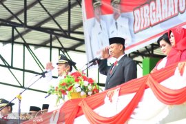 Wali Kota Padangsidimpuan pimpin HUT kemerdekaan RI