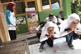 PMI beri edukasi ratusan pelajar SD tentang kebencanaan