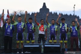 18 peserta siap berpacu Tour d'Indonesia