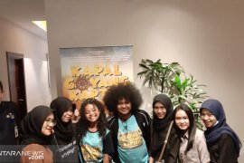 "Kapal Goyang Kapten" berlabuh di Padang