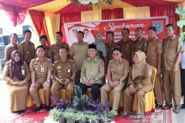 Masyarakat Kecamatan Kandangan sambut antusias kehadiran Bupati HSS