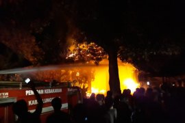 BPBD: Wantilan Pura Dalem Ped di Nusa Penida terbakar