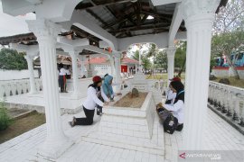 SMN Jatim belajar sejarah dan wisata di Bone Bolango