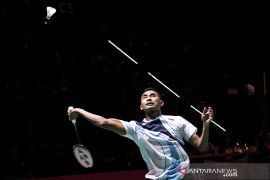 Tommy akui keunggulan Kento Momota di semifinal Denmark Open 2019