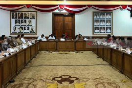 Stafsus Presiden puji rencana Khofifah bangun asrama nusantara