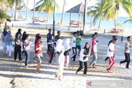 Peserta SMN Berwisata Laut di Sulut Page 3 Small