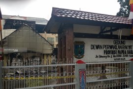 Kapolri-Panglima TNI-Menkopolhukam tinjau Manokwari pascarusuh