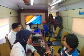 Daop Madiun berikan layanan kesehatan gratis untuk warga Ngawi