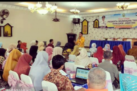 Pemkab Pasamangelar Bimtekevaluasi jabatan, perbaiki citra ASN