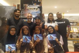 Warga Kota Medan disapa pemain film "Gundala"