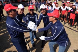 Semen  Gresik "sulap" Alun-Alun Rembang jadi arena lomba