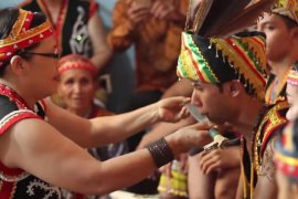 Kerupuk basah dan kawin adat Dayak masuk warisan budaya tak benda