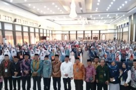 Jamaah haji kloter 10 asal Sulbar tiba di embarkasi Makassar