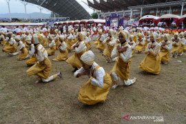 Tarian kolosal meriahkan pembukaan O2SN 2019 di Aceh