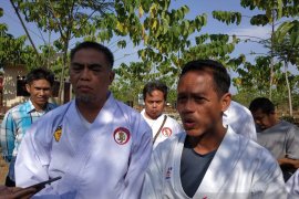 Pemprov Kalsel segera bentuk tim atasi anjloknya harga ayam