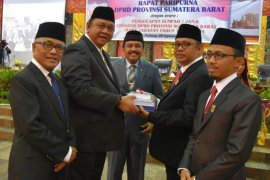 Desrio Putra jabat Ketua sementara DPRD Sumbar