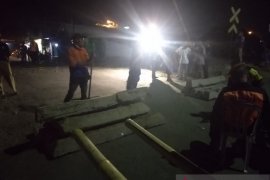 Karawang berharap pelintasan sebidang di Gorowong dibuka kembali