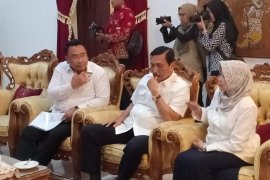 Kunjungi Kediri, Luhut minta masyarakat tidak terprovokasi hambat pembangunan bandara