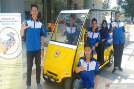 ULM uses its own electric car on campus