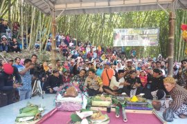 Tradisi Suroan di lereng Gunung Semeru tingkatkan pariwisata Lumajang