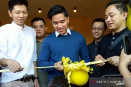 Kaesang buka gerai "Sang Pisang" ke-75 di Jember