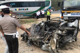 Inilah  kronologi kecelakaan beruntun Tol Purbaleunyi